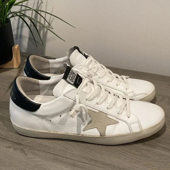 🌊Authentic NWOT Golden Goose Superstars Size 41🌊 - Picture 9 of 10